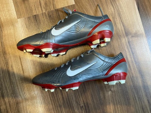 Zdjęcie oferty: Nike Mercurial Vapor I 02 FG 42.5 Made in Italy 