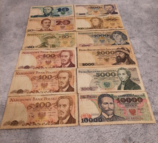Zdjęcie oferty: Stare polskie banknoty PRL od 10 do 10000 zl 1982 