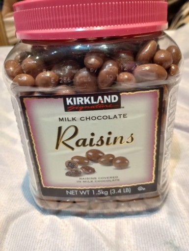 Zdjęcie oferty: Kirkland rodzynki w mlecznej czekoladzie Raisinis 