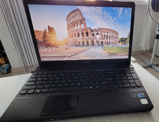 Zdjęcie oferty: Laptop Sony vaio PCEB3M1E