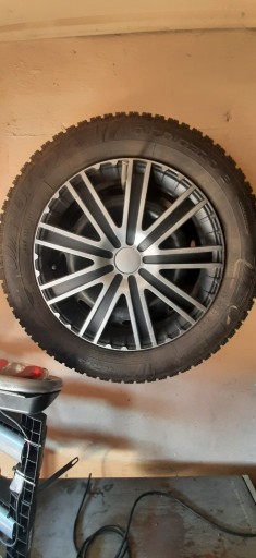 Zdjęcie oferty: 4 felgi z oponami zimowymi Peugeot  206.