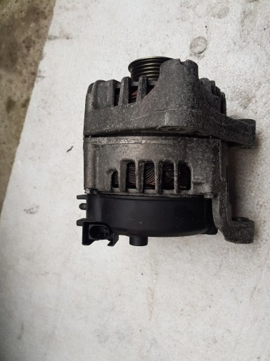 Zdjęcie oferty: Alternator e60 e87 e81 e82 n47 7802261