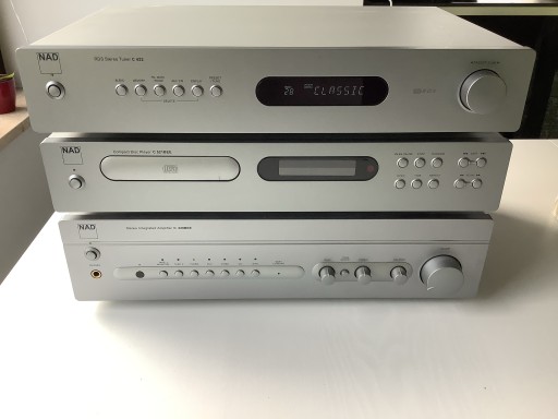 Zdjęcie oferty: NAD: Wzmacniacz-C320BEE, CD - C521BEE, Tuner-C422