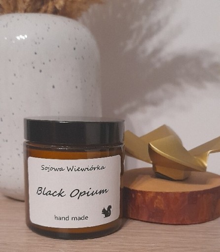 Zdjęcie oferty: Świeca sojowa o zapachu perfum Black Opium 