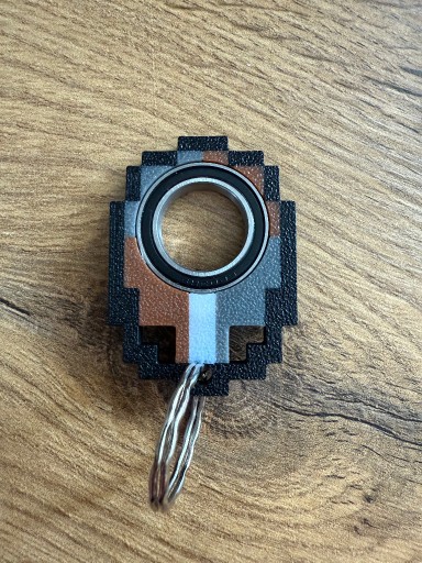 Zdjęcie oferty: Brelok Minecraft KeyRambit EDC Spinner 3D 50x36 mm