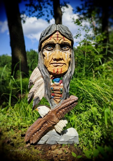 Zdjęcie oferty: Rzeźba płaskorzeźba Indianin orzeł góry drewno 