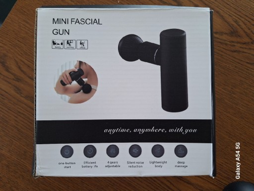 Zdjęcie oferty: Pistolet do masażu MINI FASCIAL GUN