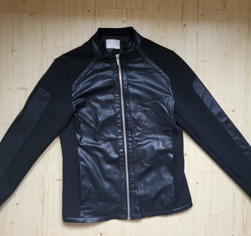 Zdjęcie oferty: Meska Czarna Bluza Zara 