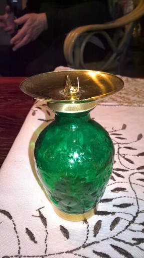 Zdjęcie oferty: Zielony świecznik szklany (410)