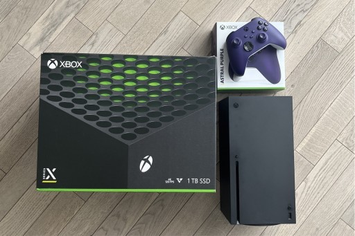 Zdjęcie oferty: Konsola XBOX SERIES X PL 1TB SSD 1xPad BR 4K UHD