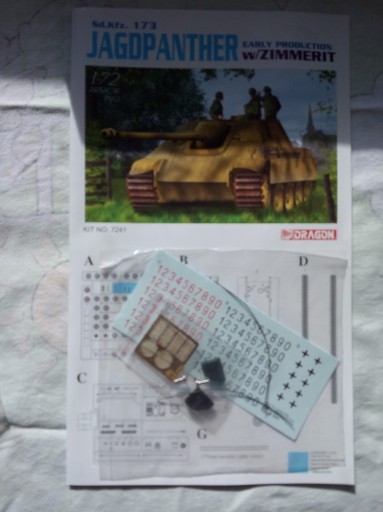 Zdjęcie oferty: Jagdpanther  w/ZIMMERIT Dragon 7241 1/72