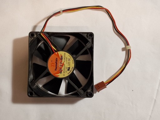 Zdjęcie oferty: Wentylator PC 80mm 3 PIN Thermaltake