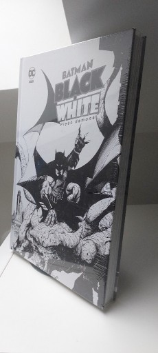 Zdjęcie oferty: Batman Black&White. Pięść demona nowy folia. 