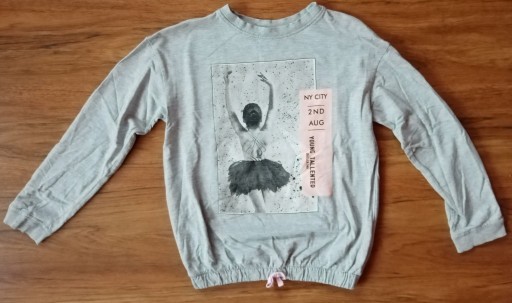 Zdjęcie oferty: Bluza, bluzka dziewczęca 