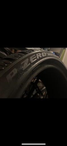 Zdjęcie oferty: Opony zimowe Pirelli P Zero Winter 245/35 R19