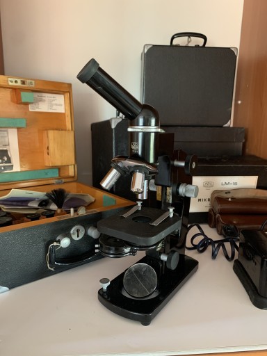 Zdjęcie oferty: Mikroskop MBP-2 w walizce