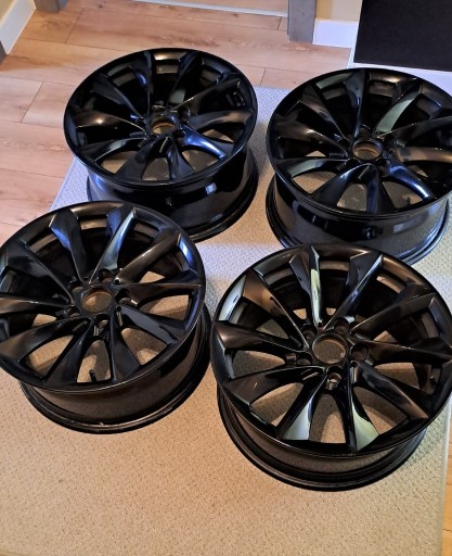 Zdjęcie oferty: Felgi BMW 18 cali - 5x120 ET34 8 cali -Styling 415