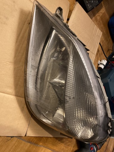 Zdjęcie oferty: Lampy przednie Mercedes Vaneo 2004r