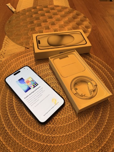 Zdjęcie oferty: Apple iPhone 15 Plus 128 Black FV23% jak nowy