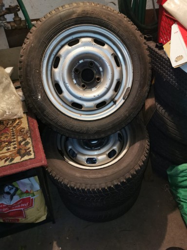 Zdjęcie oferty: Koła zimowe Volkswagen Passat 185/65 R14