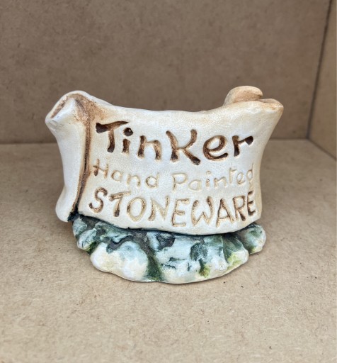 Zdjęcie oferty: figurka „królicza” TINKER hand painted STONEWARE