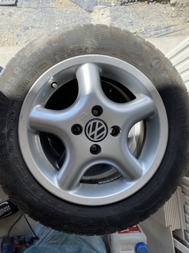 Zdjęcie oferty: Felgi Volkswagen 14 cali