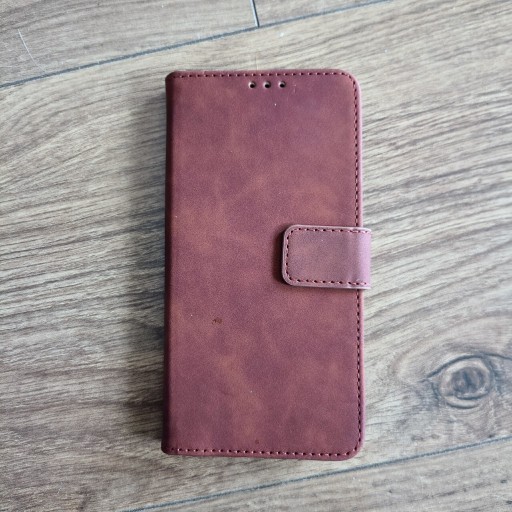 Zdjęcie oferty: Etui pokrowiec futerał case Samsung Galaxy s24 brązowy 