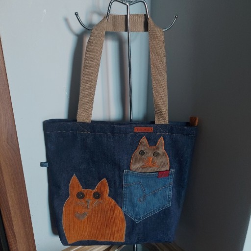 Zdjęcie oferty: DWA KOTY -nowa torba zakupowa na zamek z dżinsu-rękodzieło hand made