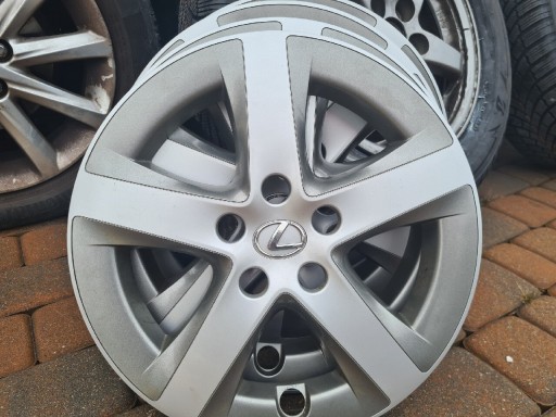 Zdjęcie oferty: 4szt. Felgi magnezowe 15" Lexus CT200h z kołpakami