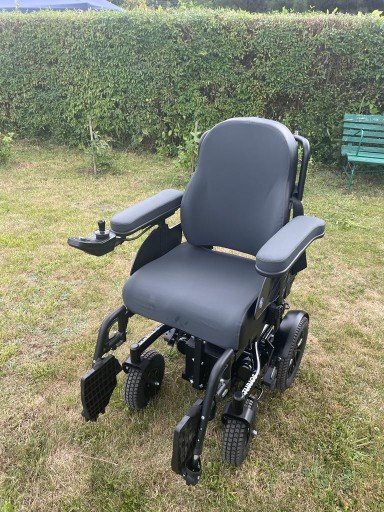 Zdjęcie oferty: Elektryczny wózek inwalidzki