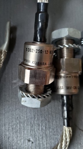 Zdjęcie oferty: Dioda prostownicza D62-250-12-N0-AWK KUBARA LAMINA