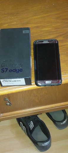 Zdjęcie oferty: Samsung S7 edge z etui