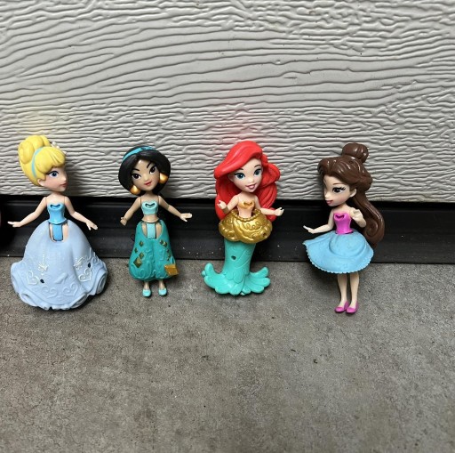 Zdjęcie oferty: Lalki Hasbro Disney Princess Kopciuszek Arielka +2