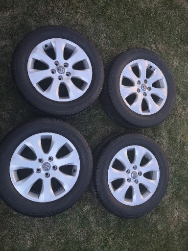 Zdjęcie oferty: Felgi aluminiowe Opel 5x110 R17 idealne z oponami