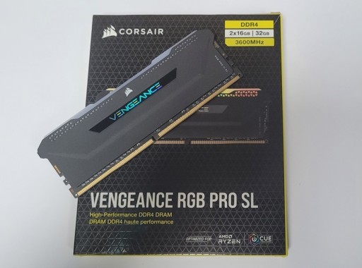 Zdjęcie oferty: CORSAIR DDR4 16GB 3600Mhz VENGEANCE RGB PRO SL BOX