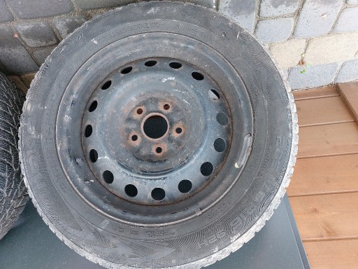 Zdjęcie oferty: Koła zimowe Nokian WR D4 205/60 R16 Toyota Avensis