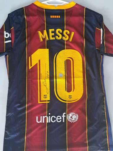 Zdjęcie oferty: MESSI - Fc Barcelona Autograf