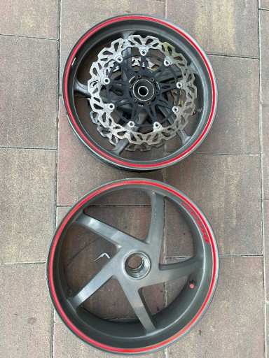 Zdjęcie oferty: Ducati koła,  felgi, felga, koło, przód i tył
