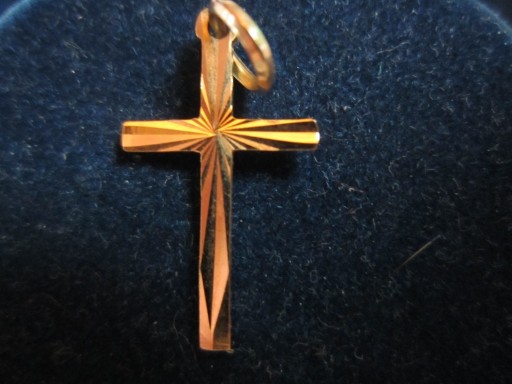Zdjęcie oferty: zawieszka złoty krzyżyk diamentowany pr.585