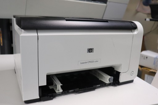 Zdjęcie oferty: hp laserjet cp1025 color