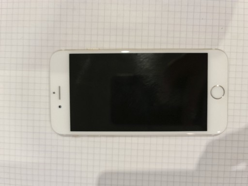 Zdjęcie oferty: Smartfon Apple iPhone 6 2 GB / 32 GB Biało-złoty