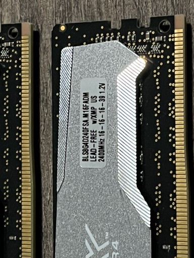 Zdjęcie oferty: Pamięć RAM ddr4 4x8gb =32gb