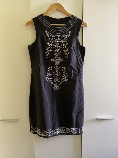 Zdjęcie oferty: Czarna sukienka z haftem etno boho vintage S M