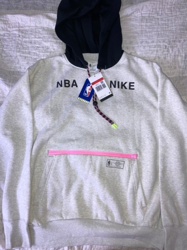 Zdjęcie oferty: Bluza Nike NBA z kapturem zakupiona z nike.com