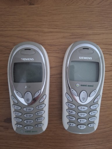 Zdjęcie oferty: Dwa telefony komórkowe Siemens A52