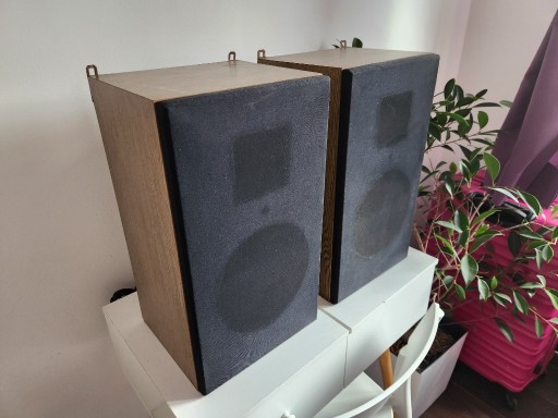 Zdjęcie oferty: STARE GŁOŚNIKI KOLUMNY GŁOŚNIKOWE TONSIL UNITRA ZGC 25-8-57 25 8 57