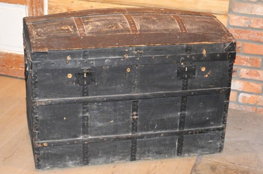 Zdjęcie oferty: Stary duży XIX wieczny kufer