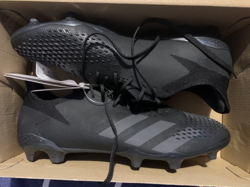 Zdjęcie oferty: Korki  półprofesjonalne Adidas Predator 20.2 FG