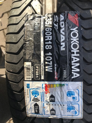 Zdjęcie oferty: Nowa opona letnia YokoMaha 235/60R18