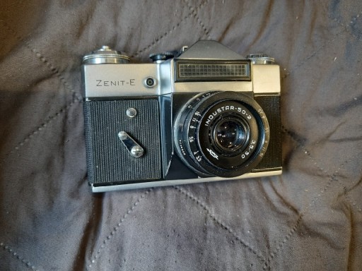 Zdjęcie oferty: Aparat ZENIT E + obiektyw INDUSTAR 50-2 3,5/50 + f